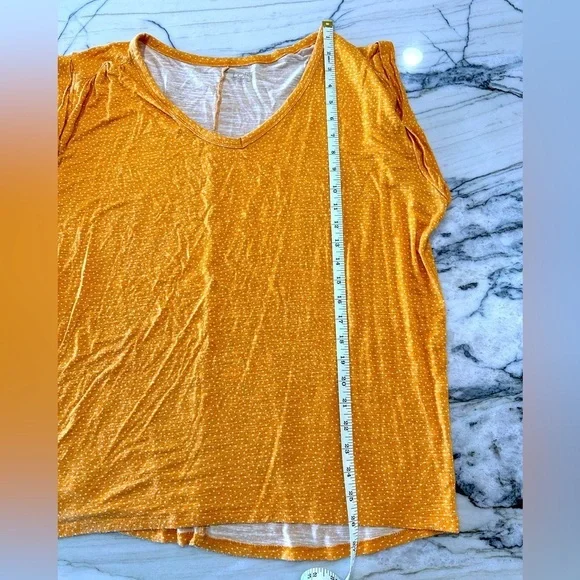 Loft outlet women’s lightweight, cotton V-neck top w/ rolled cap sleeve size XL - Picture 2 of 5